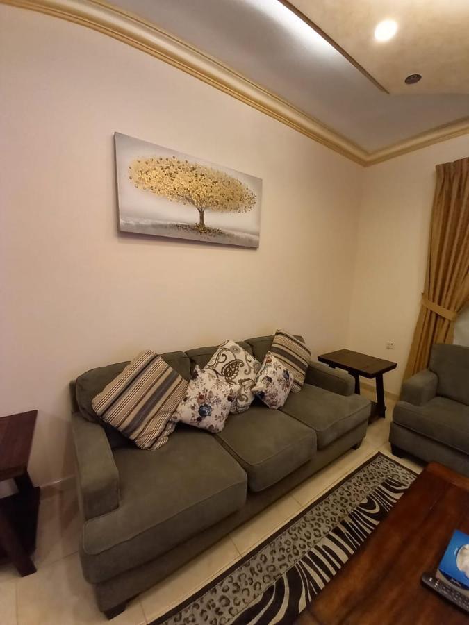 אל חובר سارة للشقق الفندقية Sara Furnished Apartments מראה חיצוני תמונה