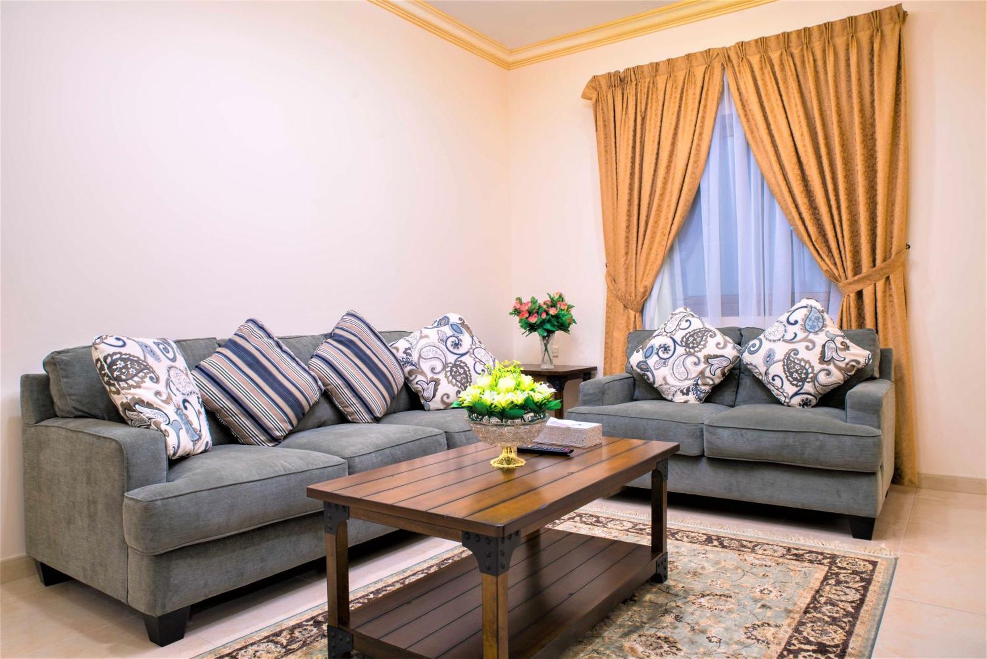 אל חובר سارة للشقق الفندقية Sara Furnished Apartments מראה חיצוני תמונה