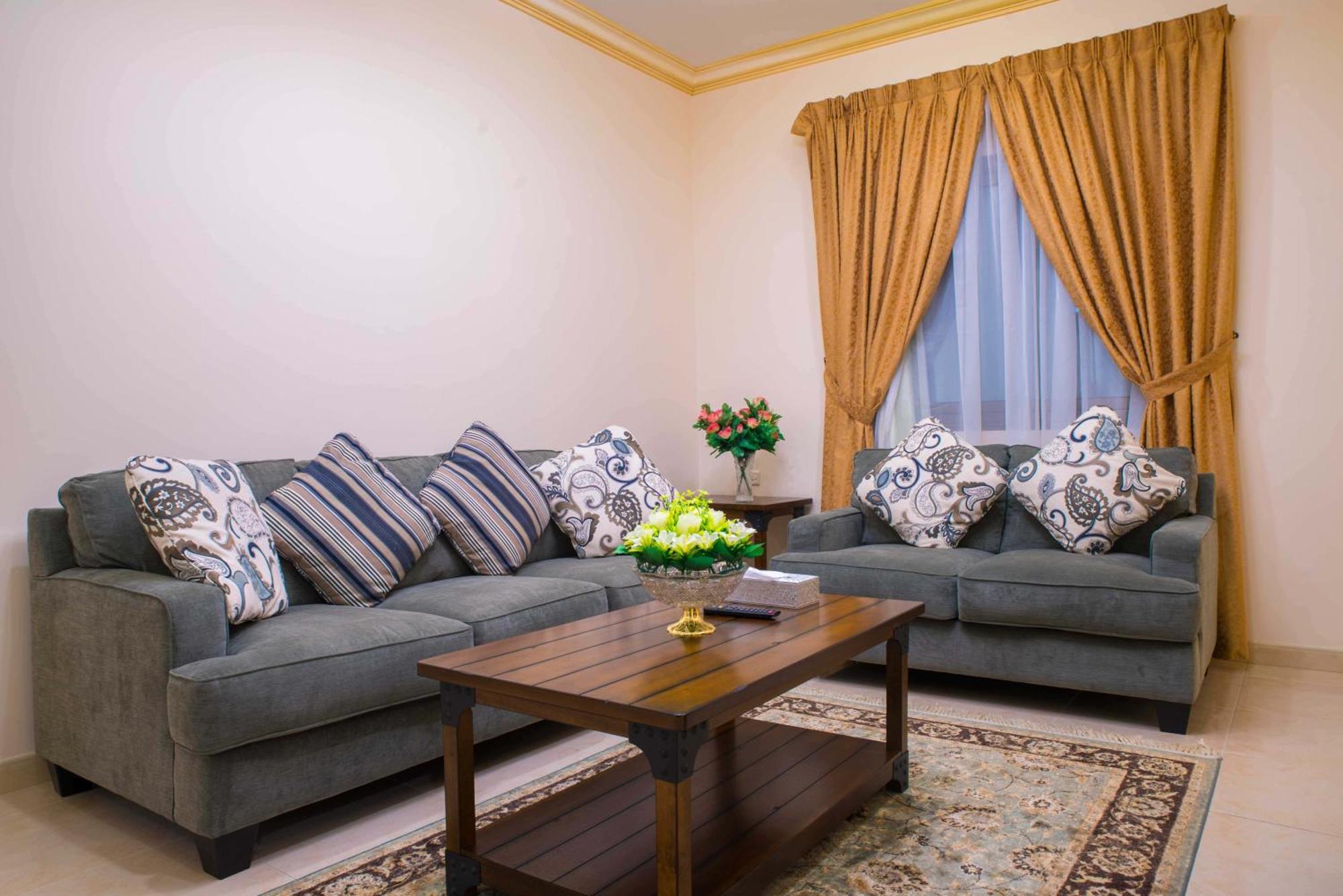 אל חובר سارة للشقق الفندقية Sara Furnished Apartments מראה חיצוני תמונה